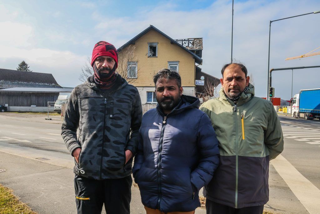 Als  Nasir, Zaheer, Malik und Jabber plötzlich vor dem Nichts standen
