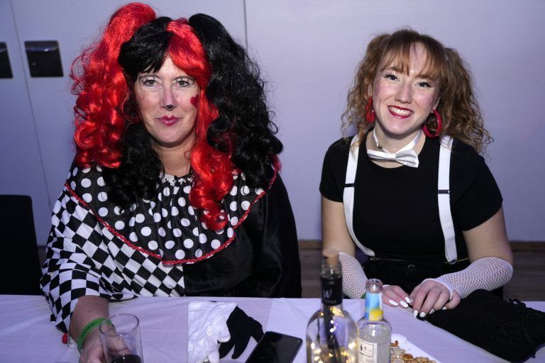 Simone und Laura beim Ringerball 2025