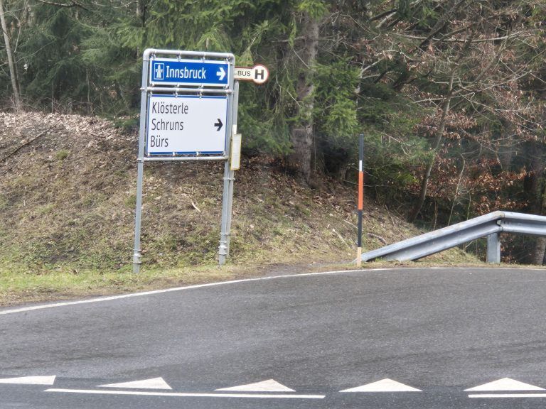 Ragazenzrank-Kreuzung, Dorfzentrum, Karl-Heinz Dobler, Kreuzung