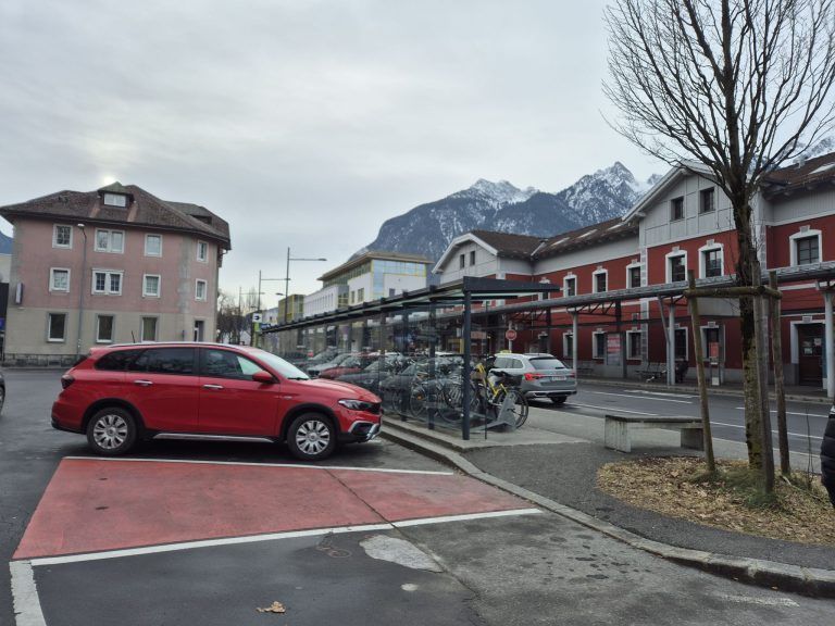 ÖBB, Bahnhof Bludenz, Umgestaltung, mehr Fahrradabstellplätze