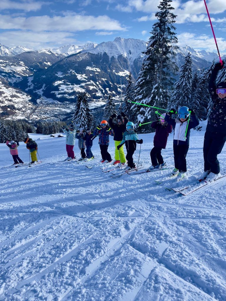 Megacoole Winterwoche am Bildungscampus : Auch sonnige Tage gab es bei besten Schneeverhältnissen.