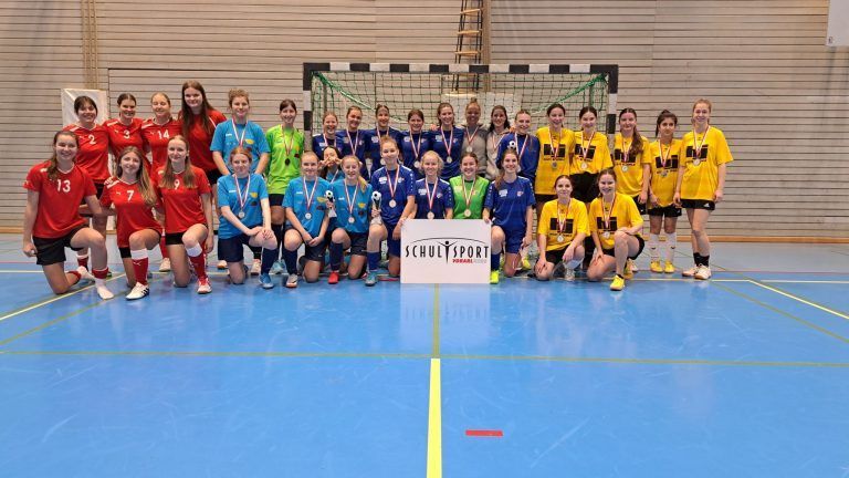 HTL Rankweil holt zwei Edelmetalle: 1. Sportgymnasium Dornbirn bei den Burschen Erster. 2. HLW Rankweil gewinnt Fairplay Award. 3. Sportgymmnasium Dornbirn Mädchen waren nicht zu bezwingen. (Bildergalerie)