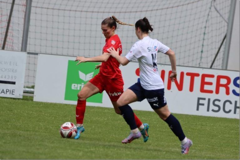 Mit neuer Qualität durchstarten: 1. Sophie Mosbach will bei seiner Rückkehr für Tore sorgen. 2. Sophie Mosbach will an seine alten Stärken anschließen. 3. Sophie Mosbach (r.) hat viel Qualität. 4. Tamara Saric hat viel vor. (Bildergalerie)