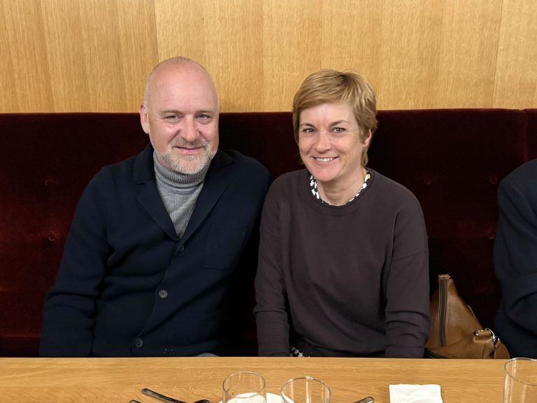 Musikalisch einzigartige Erlebnisse: Präsident Franz Wirnsperger (Tangente Jazzclub Liechtenstein) mit Petra.
