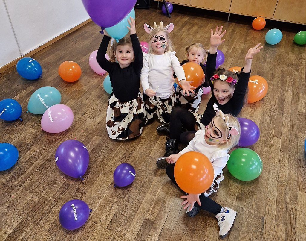 „Do isch as zuagange as wia&#8221; &#8211; Kinderfasching in Dornbirn-Rohrbach