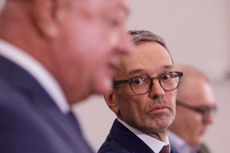 AUSTRIA-POLITICS-GOVERNMENT-FPOE
