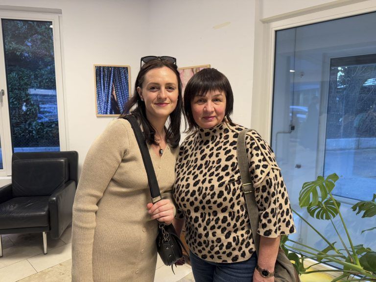 Anastasiia Tarasiuk mit Schwiegermama Olexandra