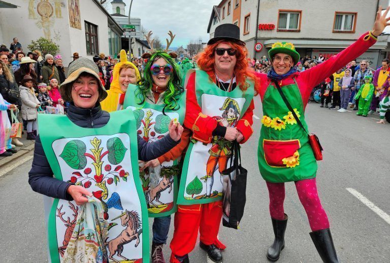 Impressionen vom Lochauer Kinderfaschingsumzug.
