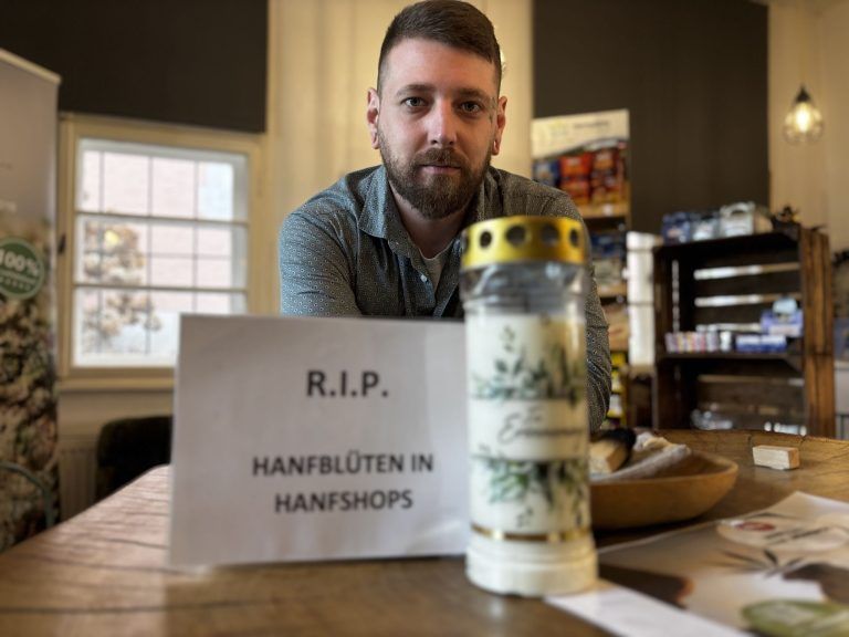 „Ein Schlag ins Gesicht“: CBD-Shop-Betreiber kämpfen gegen Verkaufsverbot