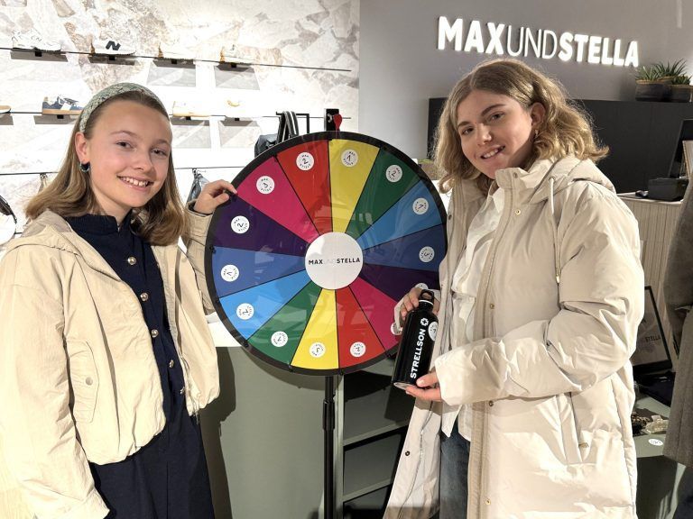 Max und Stella Eröffnung