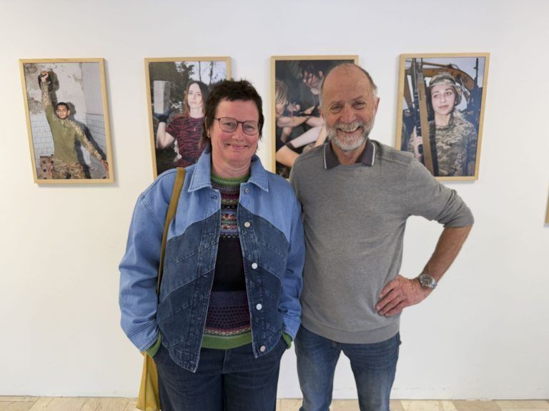 Pädagogin Elke Simeaner mit Charly Bonetti