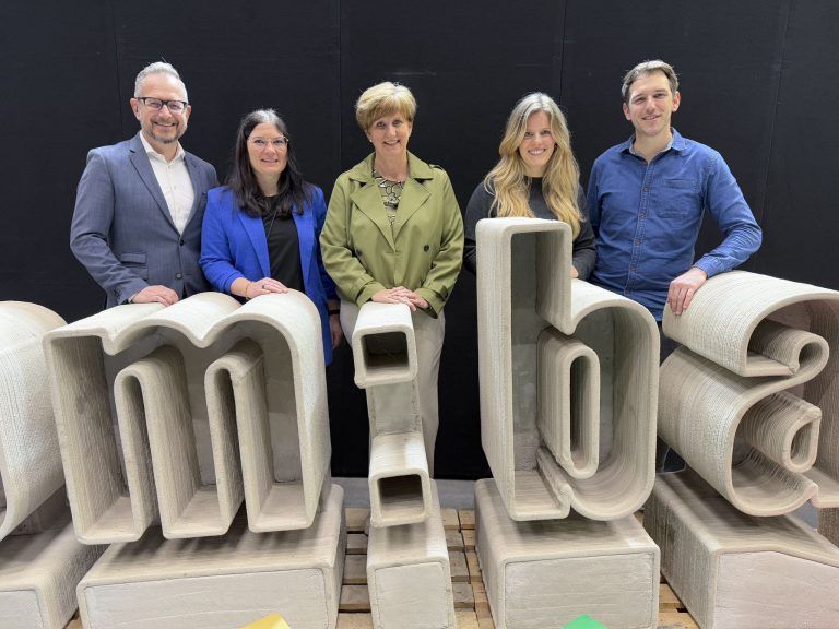 Die com:bau eröffnete mit innovativem Blick in die Bauzukunft