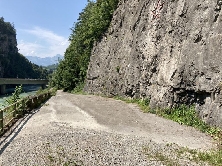 Verbindungsweg "Alte Straße" Göfis, Klettergarten Illschlucht, Felsenau, Sperre
