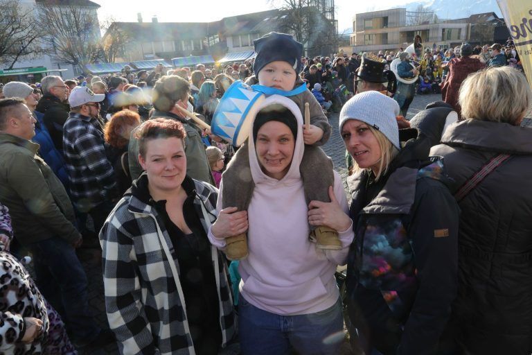 Großes Gugga-Spektakel: Cindy, Ben, Kerstin und Fabienne aus Mäder.