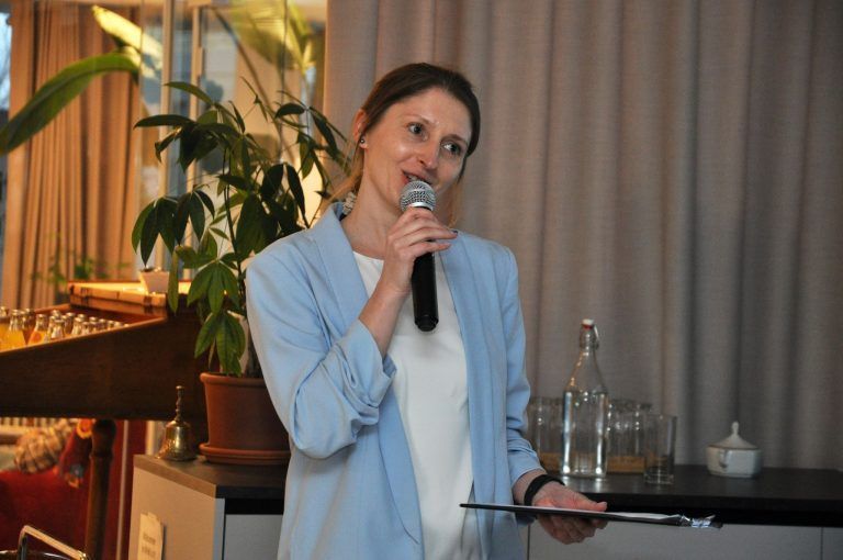 So bekam Nummer 319 eine Stimme: „Lassen Sie uns alle dafür sorgen, dass all die Opfer nicht umsonst waren“, sagte UVV-Obfrau Yuliia Zaiats.