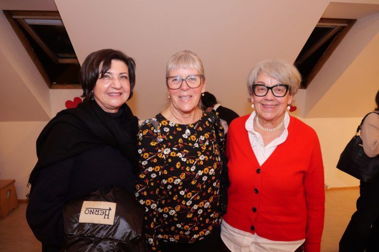 Mit der Liebe um die weite Welt: Susanne Fetz, Irmi Thaler und Brigitte Stadelmann.