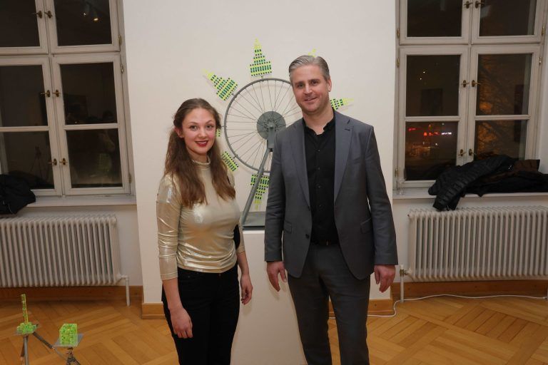 Hundert Jahre Kunst in Feldkirch: Autorin Samanda Zobl und Florian Nisch.