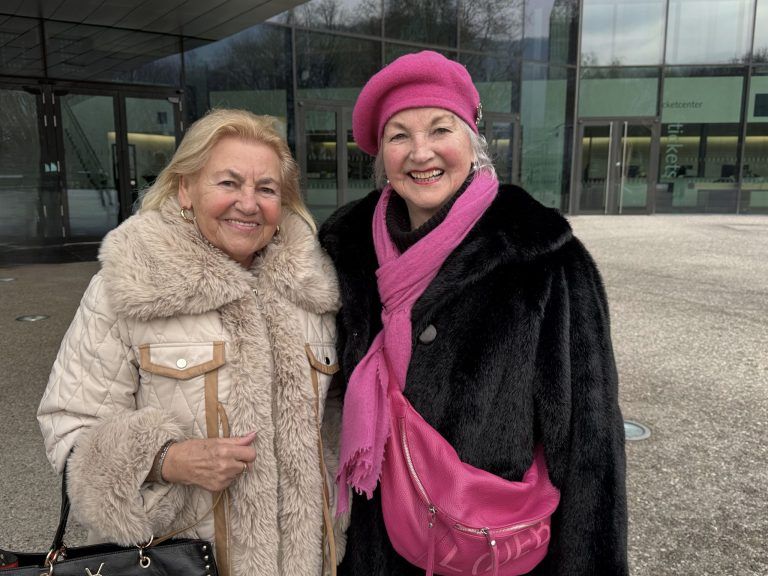 Umfassende Modernisierung: Herma Hehle (Hotel Schönblick) mit Anna-Marietta Reichart.