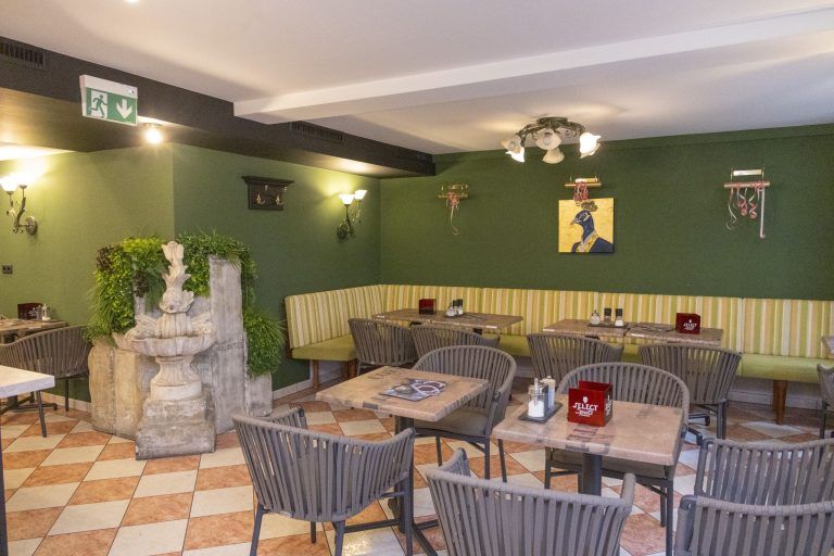 Hier kann man in Bregenz bald kaiserlich übernachten