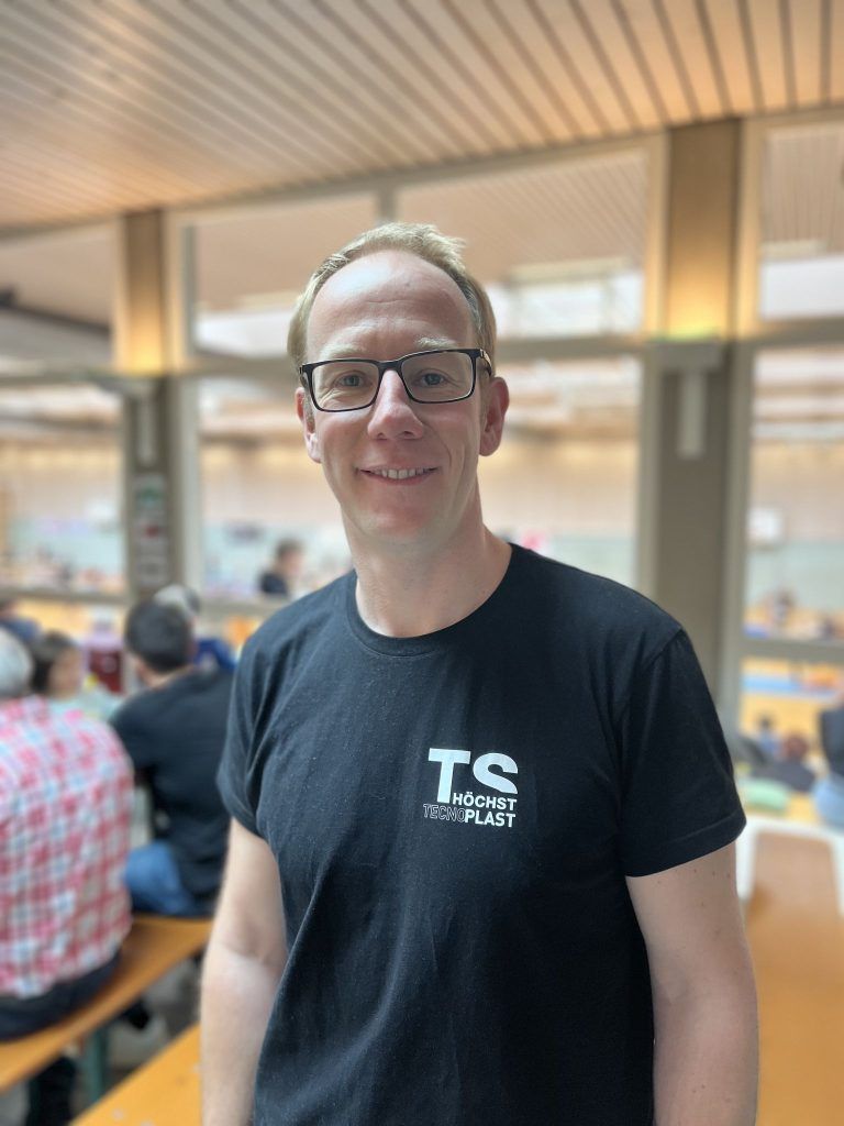 Höchster Nachwuchsturner begeistern hunderte Zuschauer: Markus Nagel ist stolz auf den Sportnachwuchs und das zuverlässige Organisationsteam.