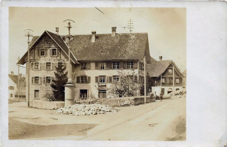 Ein Dornbirner Gasthaus mit Geschichte: Fotografie von Monika Künzler vom Gemsle ca. um 1900.