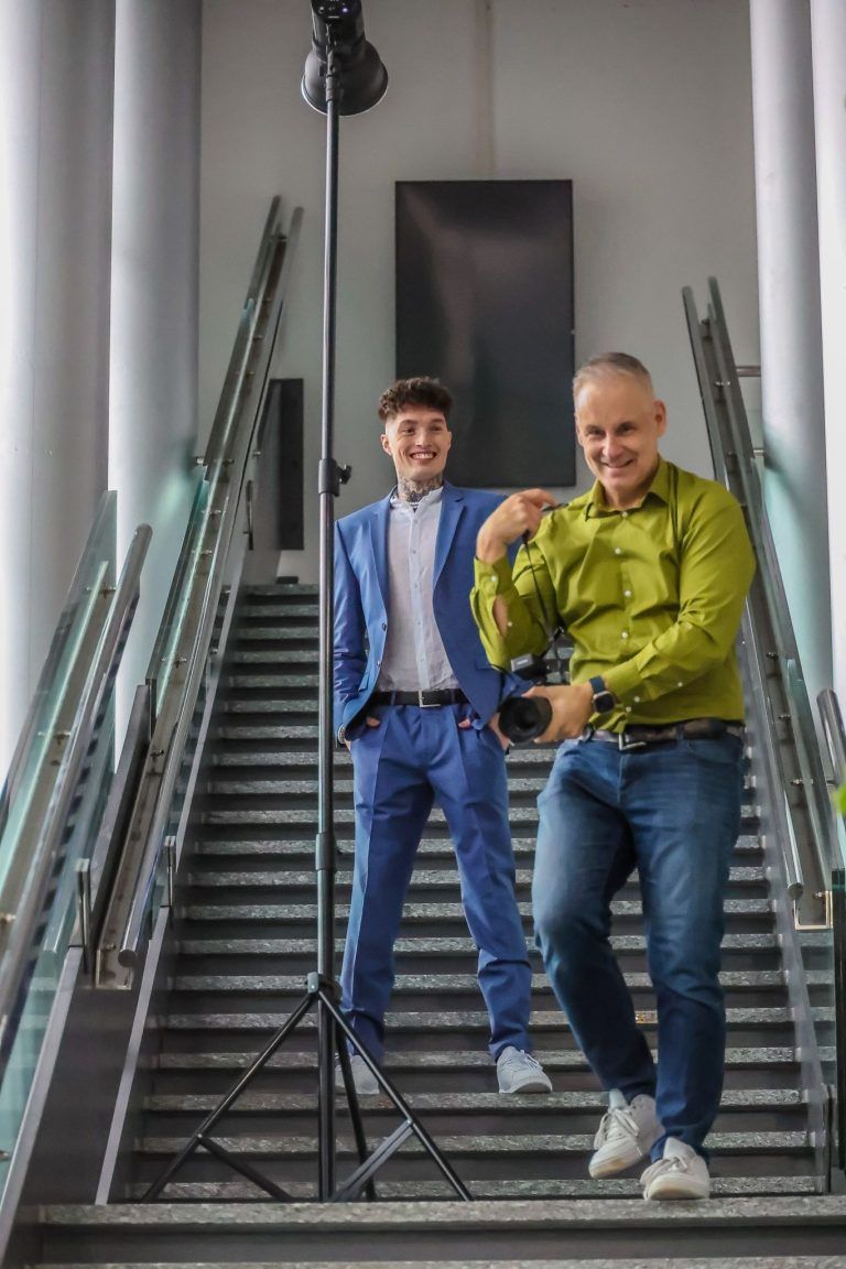 Perfekt in Szene gesetzt: Sedcard-Shooting der „Model Me“-Kandidaten