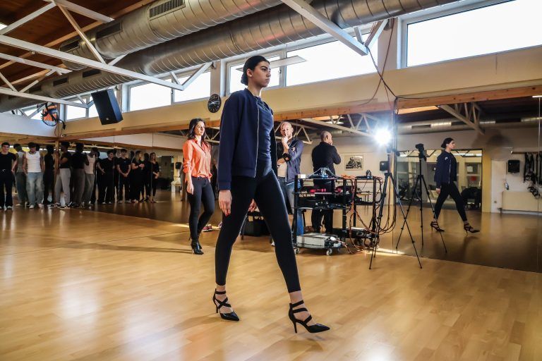 "Ich bin es überhaupt nicht gewohnt, in High Heels zu laufen"