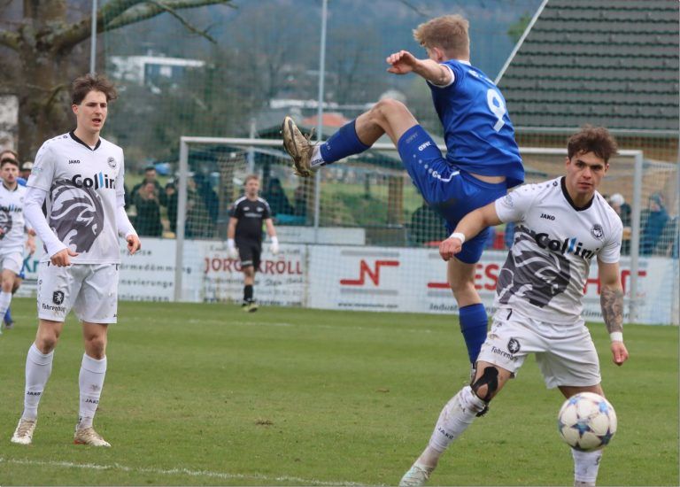 Fußball Regionalliga West Röthis gegen Hohenems
