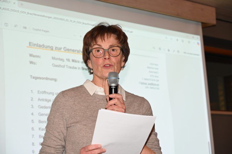 Vielfältigkeit in Brazer Gärten: Obfrau Martina Graf hielt einen interessanten Bericht.