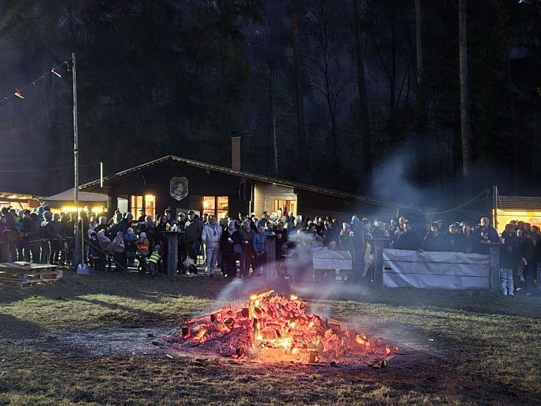 Funken Bings, Funkenabbrennen, Brauchtum