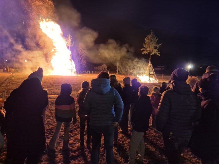 Funken Bings, Funkenabbrennen, Brauchtum