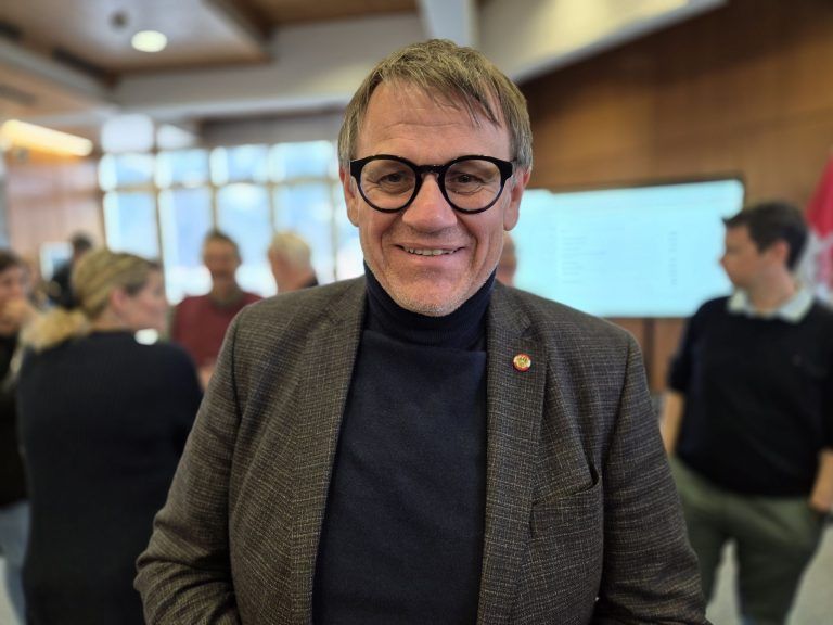 Gemeindewahl 2025, Bürgermeister Simon Tschann gewinnt erneut und bleibt im Amt