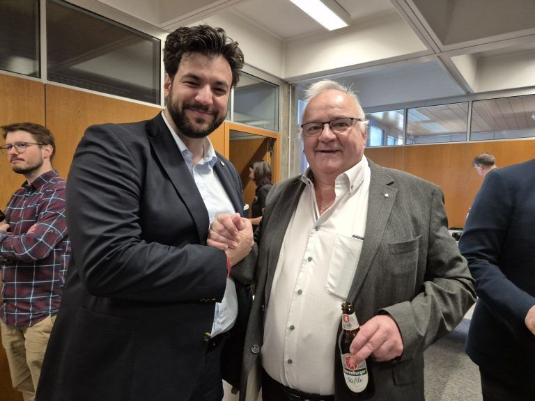 Gemeindewahl 2025, Bürgermeister Simon Tschann gewinnt erneut und bleibt im Amt