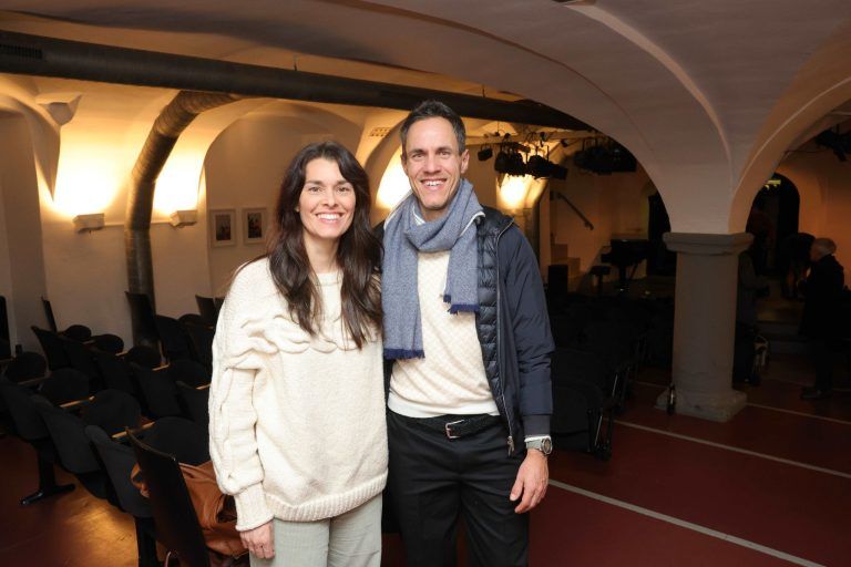 "Zitternde Lippen" würdigen Elvis: Antonia Bechtold und Ralf Schildknecht.