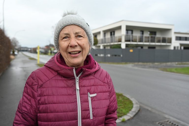 Direkte Busverbindung nach Dornbirn fehlt: Theresia Hämmerle würde gerne direkt mit dem Bus nach Dornbirn fahren und nicht jedes Mal lange Gehzeiten in Kauf nehmen müssen.