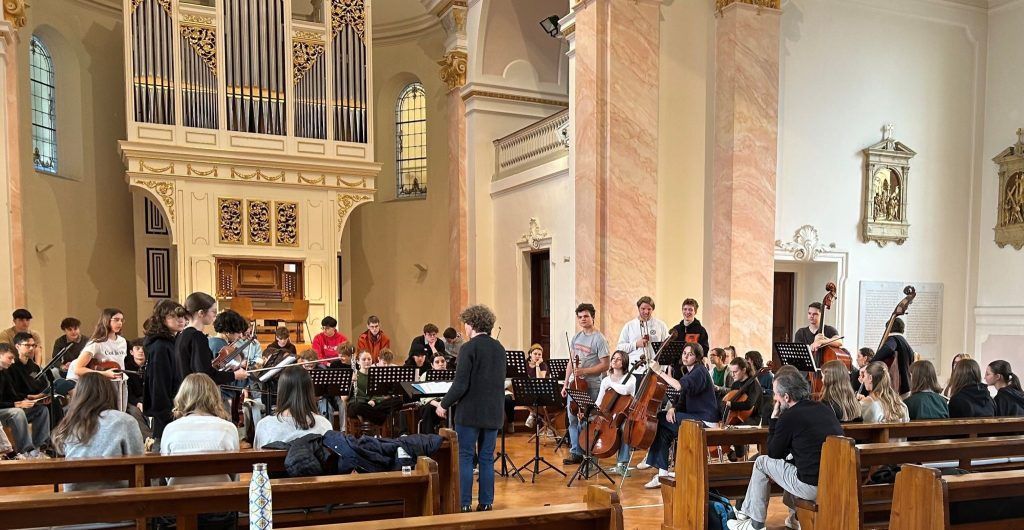 Flashmob und Klangwelle durch Hard