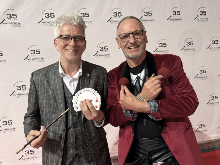 Besondere Erfolgsgeschichte: Thomas Röhl und Jürgen Peter begeisterten mit ihrer Zauberkunst.