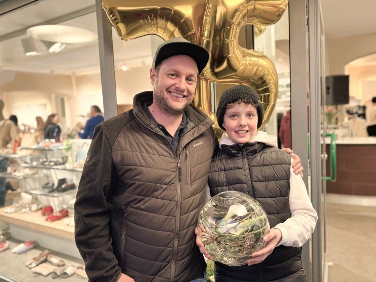 Alton feiert 75 Jahre Jubiläum: Michi und Jakob Giselbrecht (Naturverbunden).