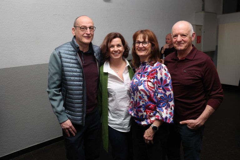 Ein empfehlenswerter Theaterabend: Grunhard und Klaudia Marock, Gabi und Gerald Getzner.