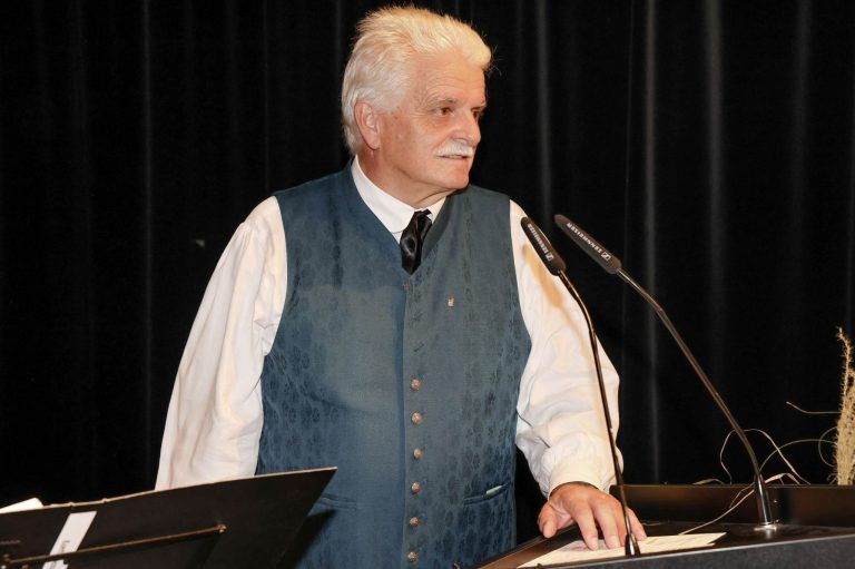 Trachtengruppe Feldkirch lädt zum Tanz: Langzeitobmann Herbert Frei ist optimistisch.