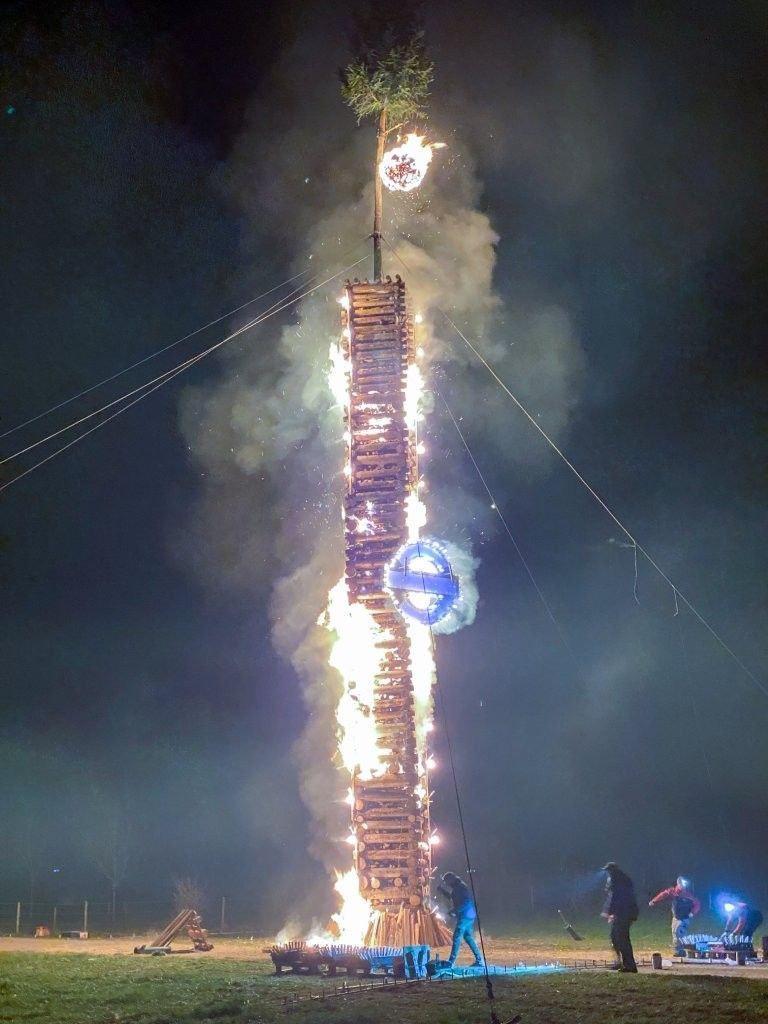 3000 Besucher beim Bresner Funken-Jubiläum: Es brannte lichterloh.