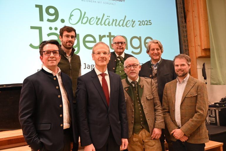 „Zurück zur Jagd mit Hausverstand“: Referenten sorgten für interessante Vorträge bei den Oberländer Jägertagen.
