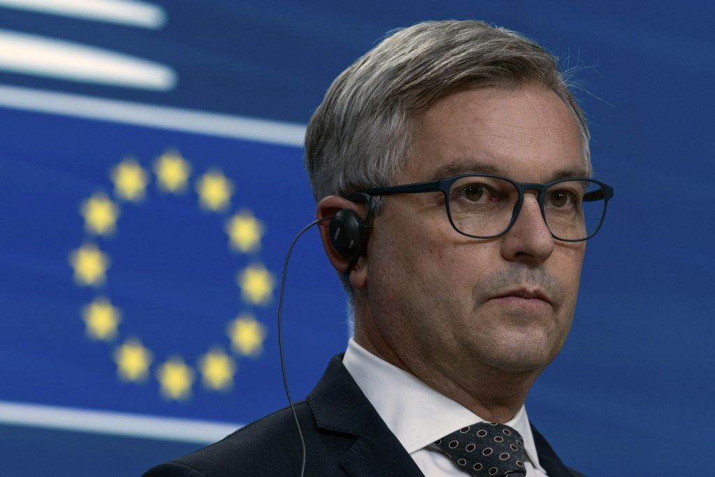 Neue Regierung und Migrationskommissar Brunner verschärfen Asylregeln