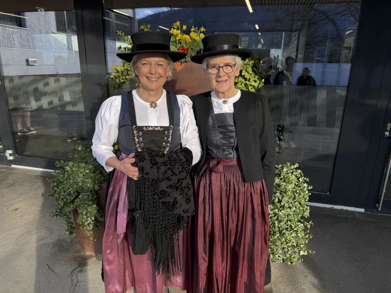 Burgi Reiner und Berta Maurer aus dem Unterland