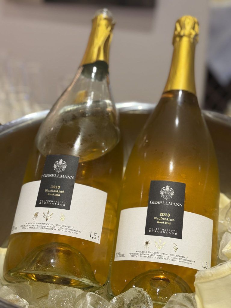 Ein Blaufränkischer Rosé Brut als Apero ist immer willkommen