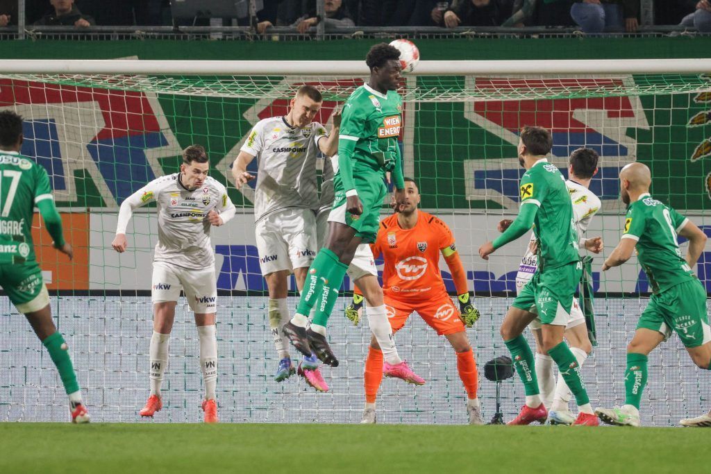 Altach-Noten bei Rapid: Hilfe, ein ruhender Ball!