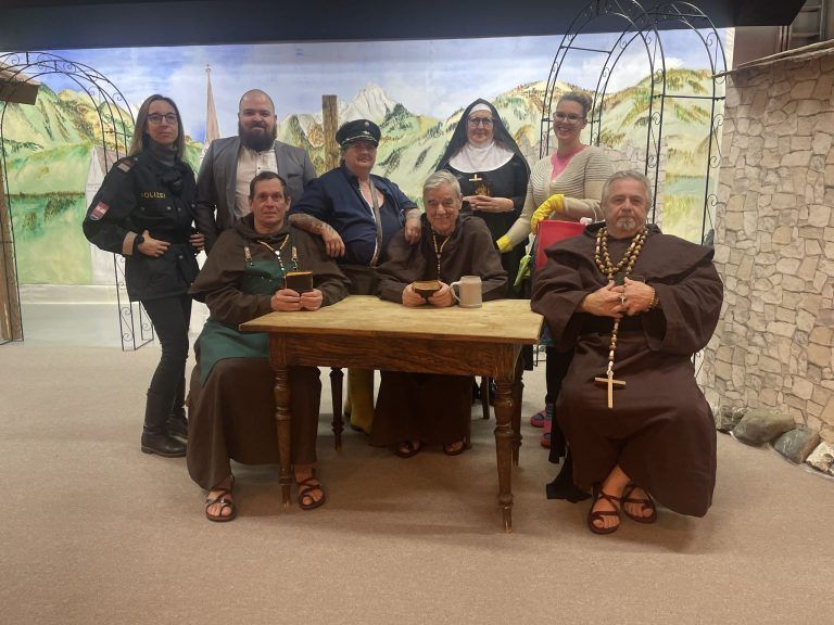 Fraschtner Bühne, Im Kloster ist der Teufel los