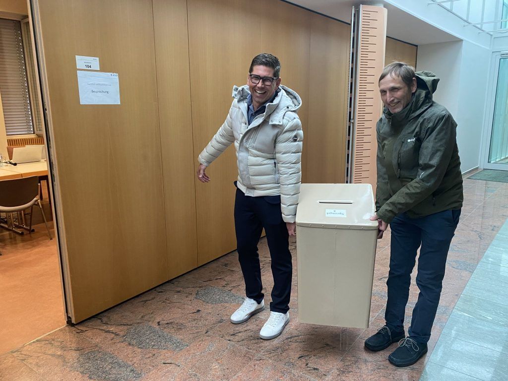 Sieben Stichwahlen mit keinen aber kleinen Wahlempfehlungen