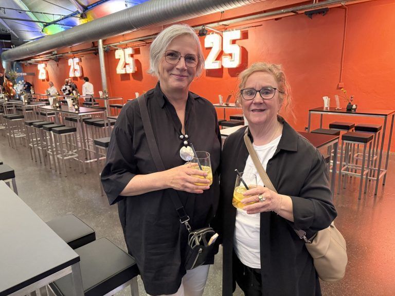 Maria Neuschmid kam mit Veronika Ess in die Otten Gravour
