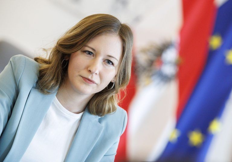 Claudia Plakolm